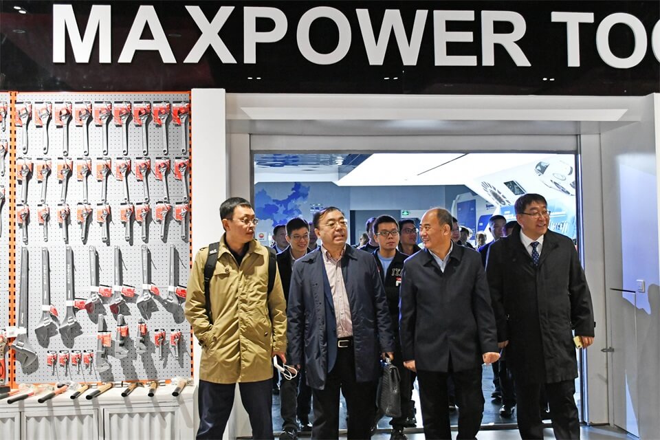 全國工具五金標準化分技術(shù)委員會換屆大會在威力集團舉行(圖16)