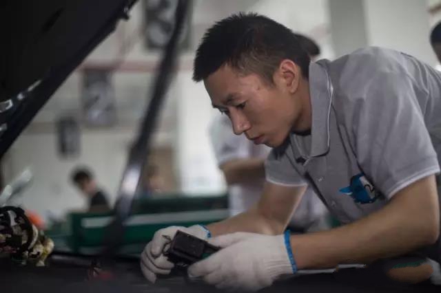 汽修.jpg 威力工具助力第二屆全國汽車診斷師大賽(威海賽區(qū))(圖3)