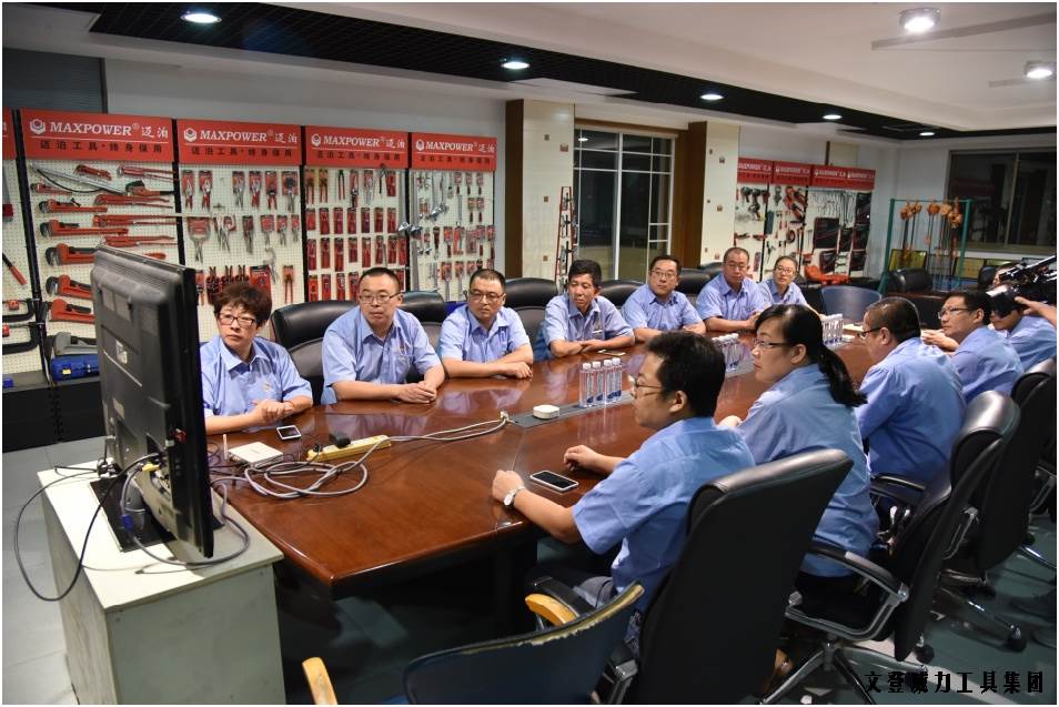 集中觀看《榜樣》節(jié)目_18.JPG 喜迎十九大 觀榜樣學(xué)先進(圖5)