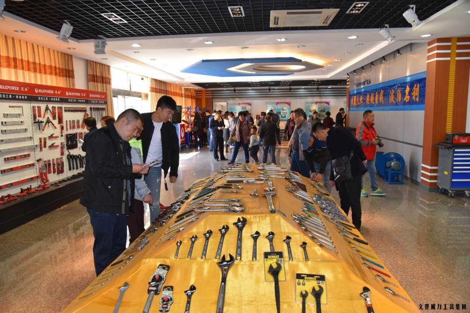 “精誠(chéng)合作，共創(chuàng)輝煌”威力工具第六屆全國(guó)優(yōu)秀經(jīng)銷(xiāo)商大會(huì)圓滿落幕(圖29)