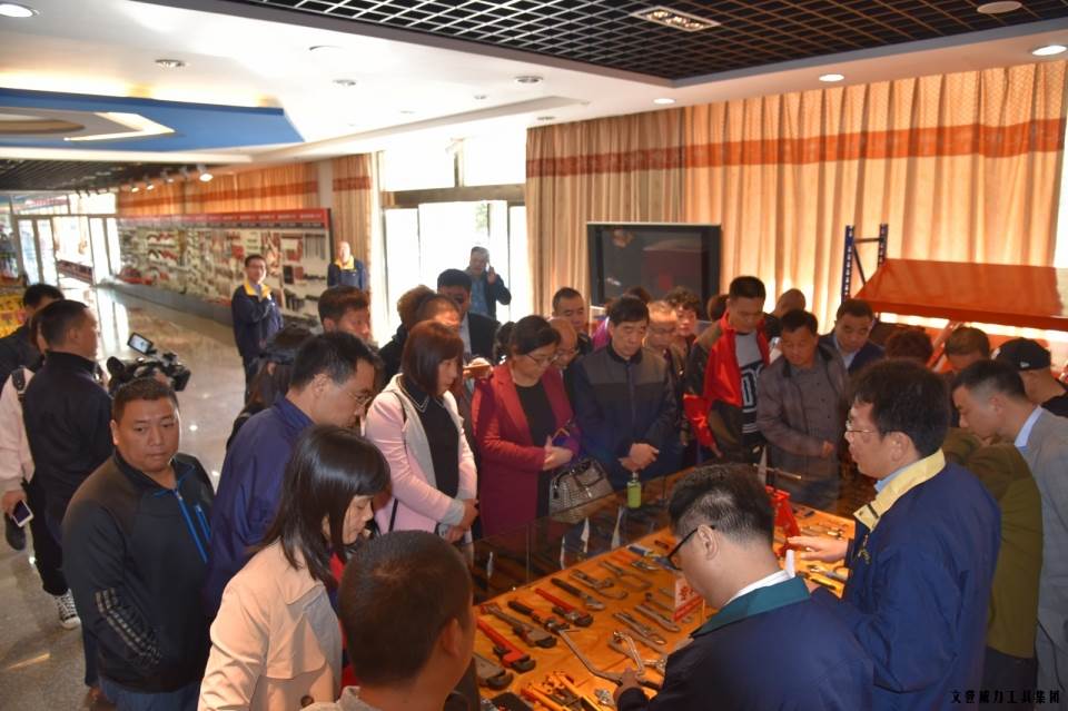 “精誠(chéng)合作，共創(chuàng)輝煌”威力工具第六屆全國(guó)優(yōu)秀經(jīng)銷(xiāo)商大會(huì)圓滿落幕(圖28)